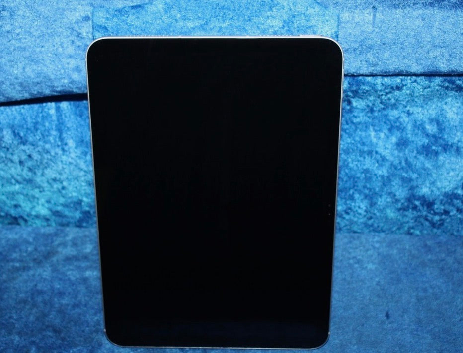 iPhone 17 & iPad – Refurbished (Dealer Sourced)